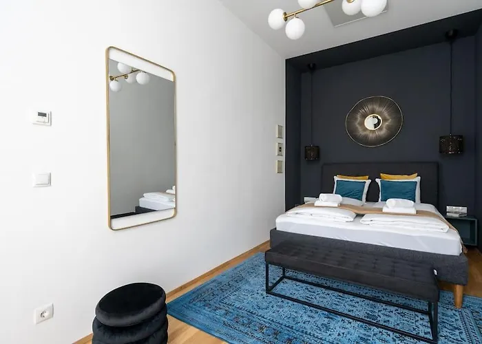 Glam 1br Suite, Easy Path By Hm Апартаменти *